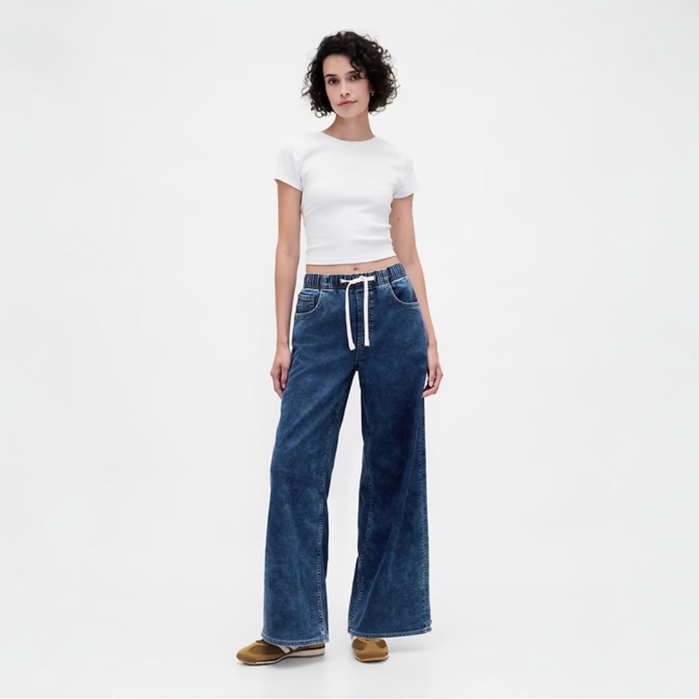 NWOT GAP Mid Rise Knit Denim Baggy Jeans
